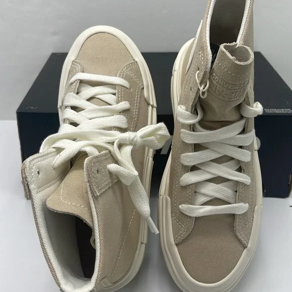 Converse WMNS Platform Sneakers A07209C
CTAS CRUISE HI
NUTTY GRANOLA/EGRET/BLACK - Picture 12 of 16